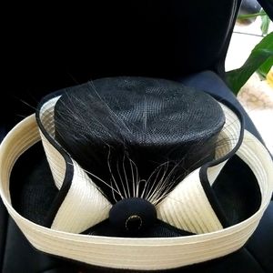 Essence Original vintage hat.